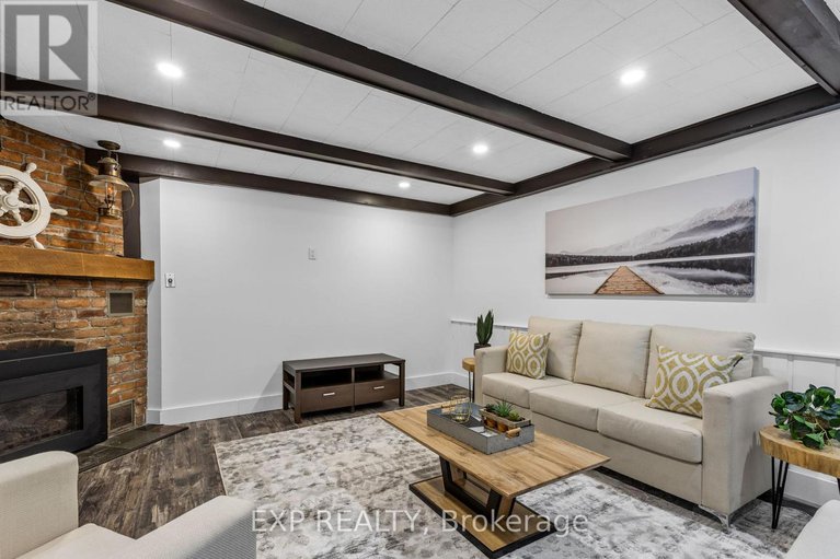 28892855/576-donald-street/overbrookcastle-heights/ottawa/ontario/K1K1L6_17