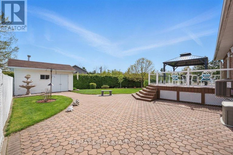 28644850/1800-tucker-road/clarencerockland-twp/clarence-rockland/ontario/K4K1K7_39