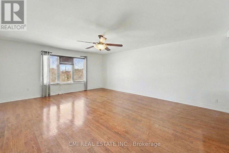 29295430/2500-lookout-drive/cumberland-ridge/ottawa/ontario/K4C1S3_4