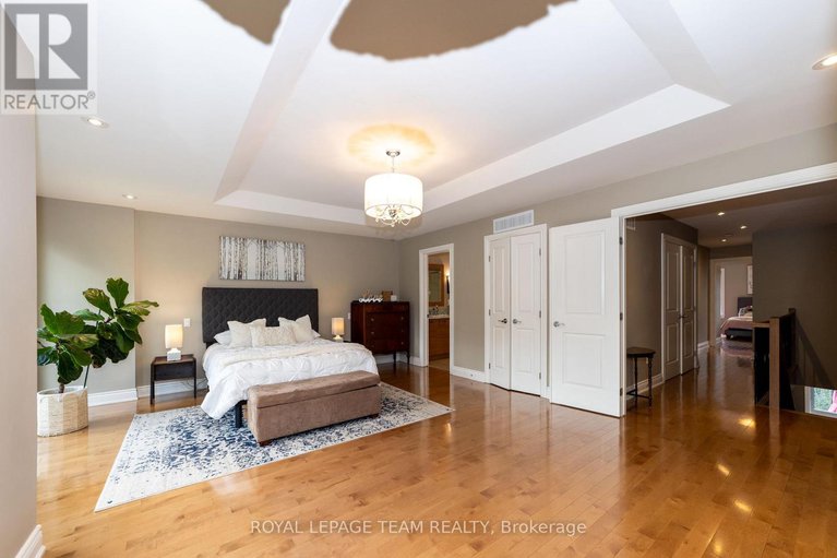 28836024/204-ancaster-avenue/woodroffe/ottawa/ontario/K2B5B3_14