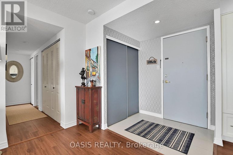 29432308/1108-2760-carousel-crescent/emerald-woodssawmill-creek/ottawa/ontario/K1T2N4_7