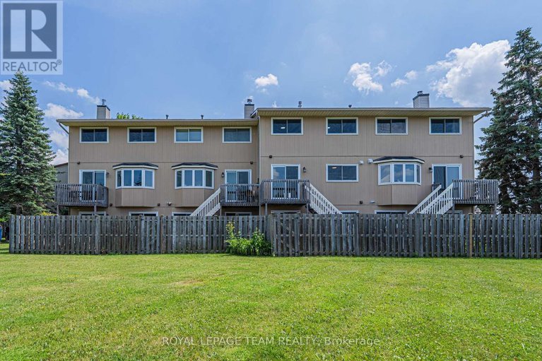 28613595/28-huntview-private/hunt-clubwestern-community/ottawa/ontario/K1V0M5_48