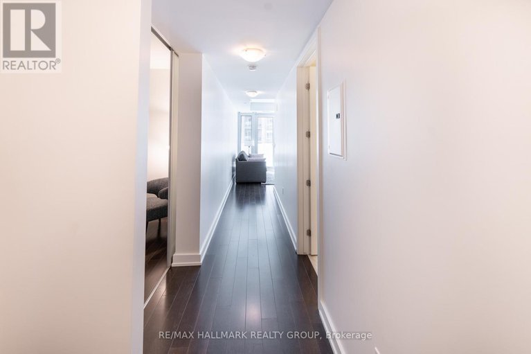 28805303/502-111-champagne-avenue/west-centre-town/ottawa/ontario/K1S5V3_6