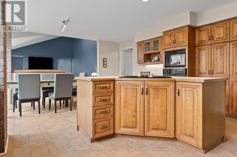 29601661/14-holly-ridge/stittsville-central/ottawa/ontario/K2S1C9_12