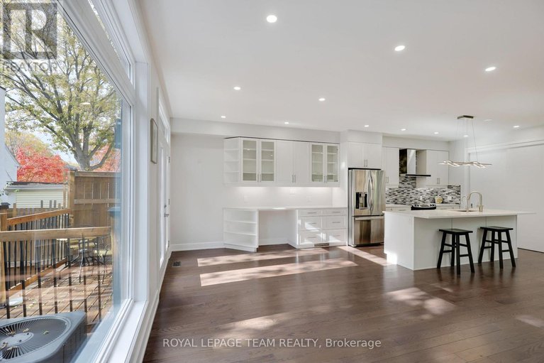 29015111/38-sunnymede-avenue/ottawa-westtunneys-pasture/ottawa/ontario/K1Y2L3_36