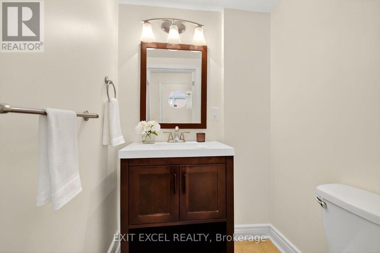 28910924/1456-larose-avenue/carlington/ottawa/ontario/K1Z7X8_13