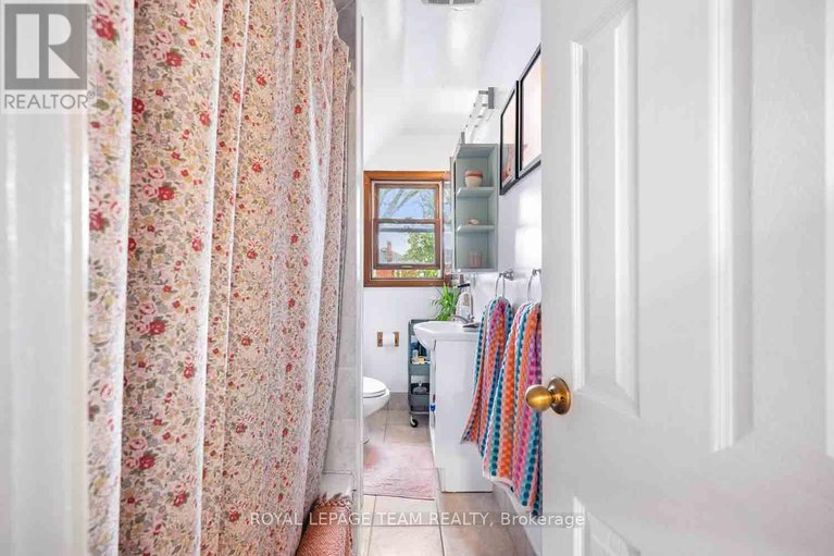 28350106/167-drummond-street/ottawa-east/ottawa/ontario/K1S1K3_26