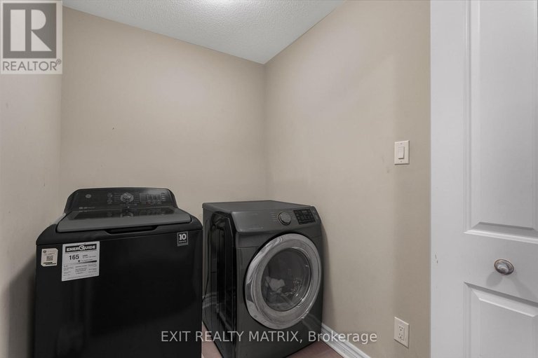 28923461/700-magnolia-street/avalon-west/ottawa/ontario/K4A3W4_23