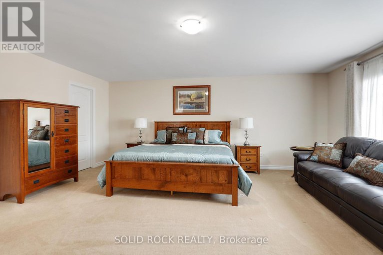 28889909/706-wrangler-circle/stittsville-north/ottawa/ontario/K2S0R2_22