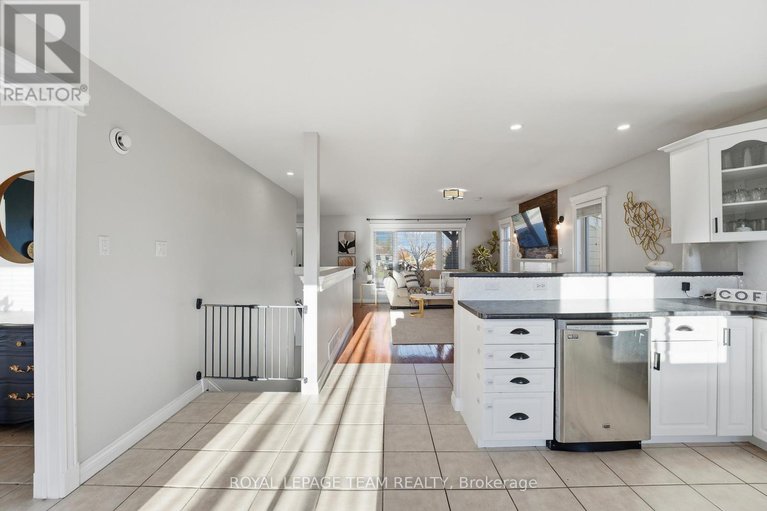 29081356/116-mclachlin-street-s/arnprior/arnprior/ontario/K7S3Y5_21