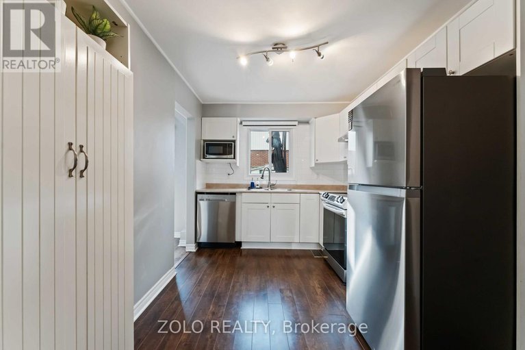 29048402/85-3180-bannon-way/blossom-parkkemp-parkfindlay-creek/ottawa/ontario/K1T1T1_13