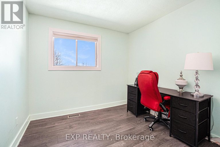 29436232/2147-mer-bleue-road/avalon-west/ottawa/ontario/K4A3T9_9