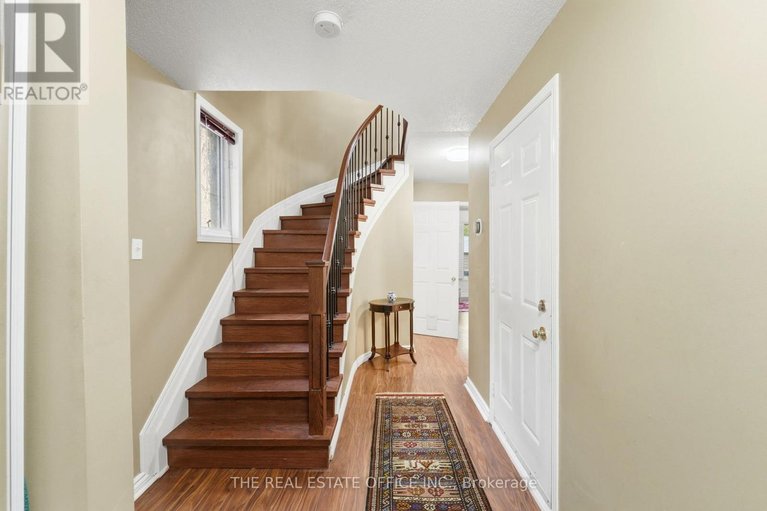 29676619/106-corsica-private/riverview-park/ottawa/ontario/K1G5Y1_3