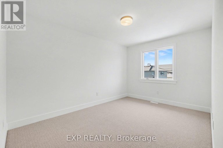 29453198/1180-cope-drive/stittsville-south/ottawa/ontario/K2S3C4_13