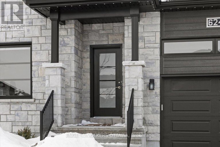 29402076/624-geneva-crescent/embrun/russell/ontario/K0A1W0_40