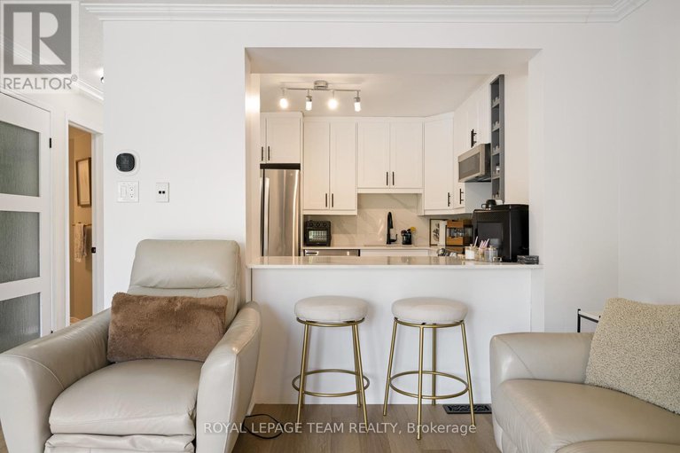 28413511/19-armadale-crescent/cedargrovefraserdale/ottawa/ontario/K2J4A4_8