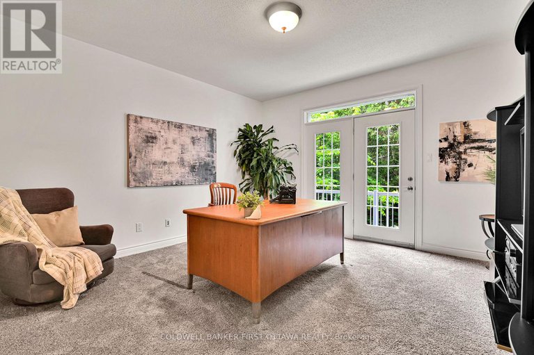 28797063/18-cypress-gardens/stittsville-south/ottawa/ontario/K2S1W6_17