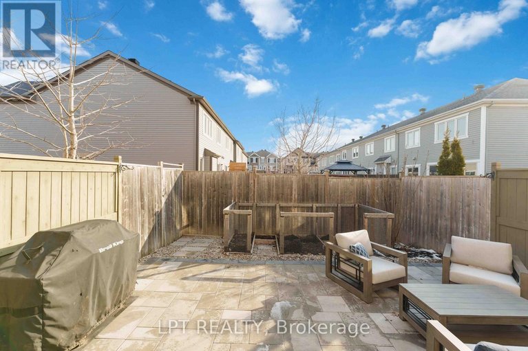 29586146/782-maloja-way/stittsville-north/ottawa/ontario/K2S1B9_24