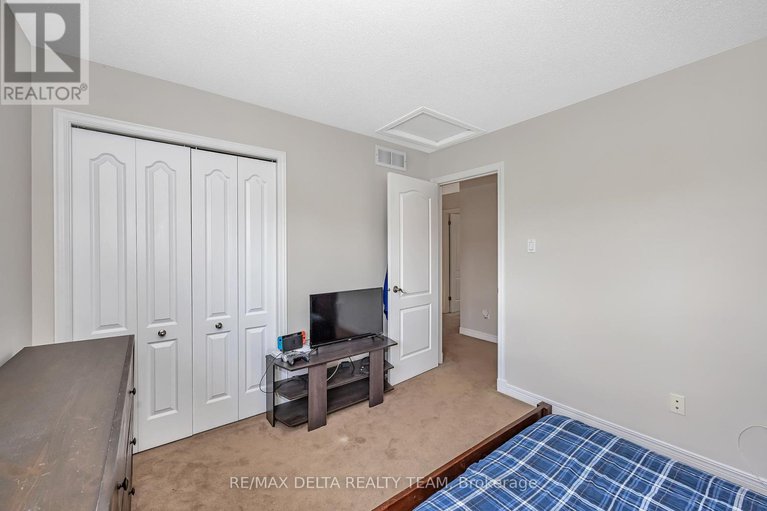 28589205/1922-lobelia-way/springridgeeast-village/ottawa/ontario/K4A4R1_23