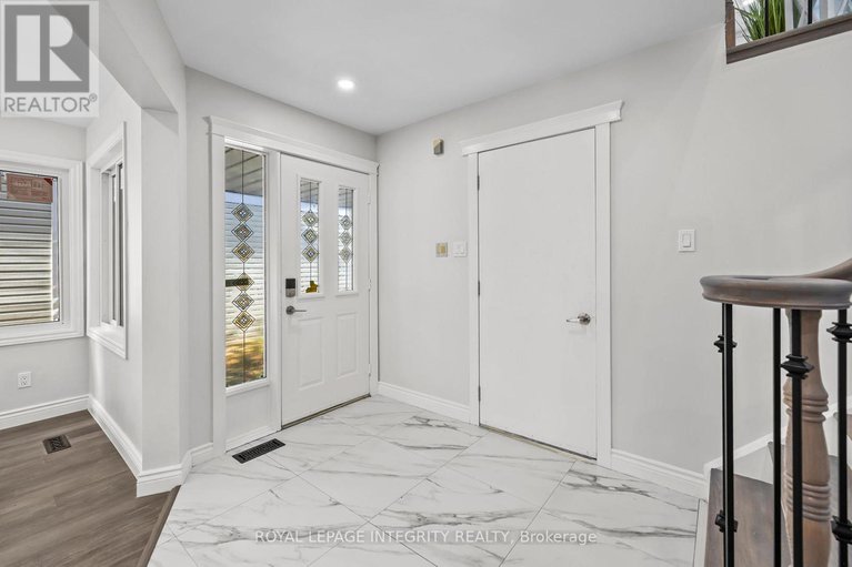 29276380/83-saddle-crescent/hunt-club-park/ottawa/ontario/K1G5L3_3