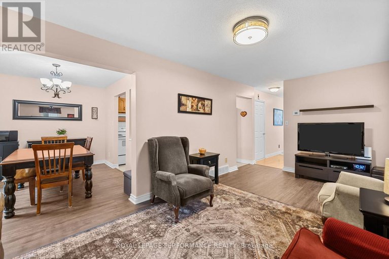 29594623/1782-radway-terrace/chateauneuf/ottawa/ontario/K1C5K2_12