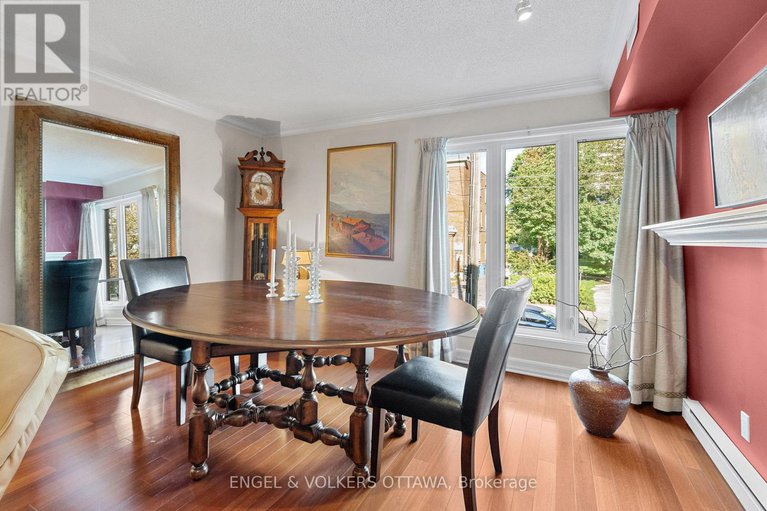 28953210/4-74-somerset-street-w/ottawa-centregolden-triangle/ottawa/ontario/K2P0H5_13