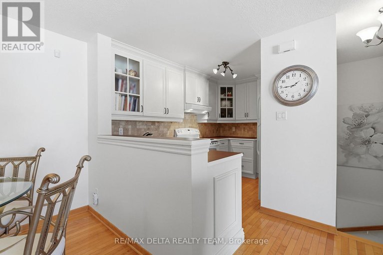 29410768/102-1765-cabaret-lane/fallingbrookpineridge/ottawa/ontario/K4A2H3_11