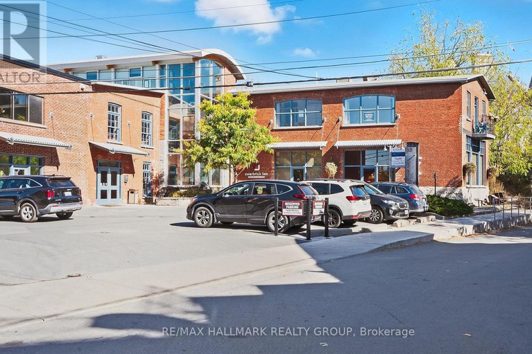 28956104/114-83-little-bridge-street/almonte/mississippi-mills/ontario/K0A1A0_44