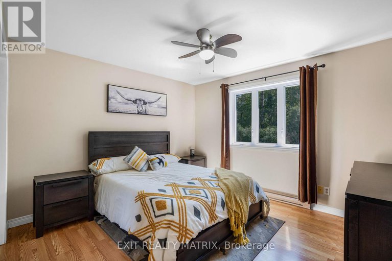 28853984/2896-front-road/east-hawkesbury-twp/east-hawkesbury/ontario/K6A2R2_16