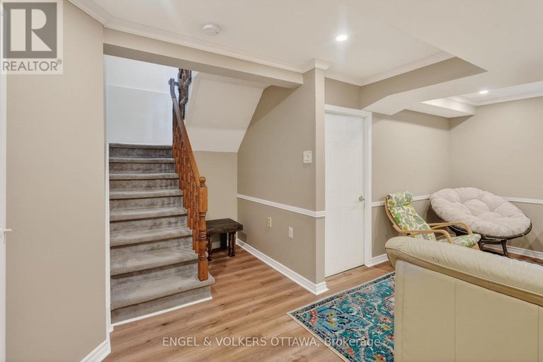 29596735/1499-corsham-avenue/fallingbrookpineridge/ottawa/ontario/K4A3M6_33