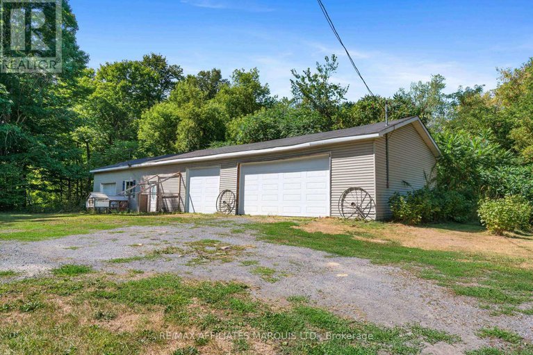 29081441/18723-county-18-road/south-glengarry-charlottenburgh-twp/south-glengarry/ontario/K0C1S0_37