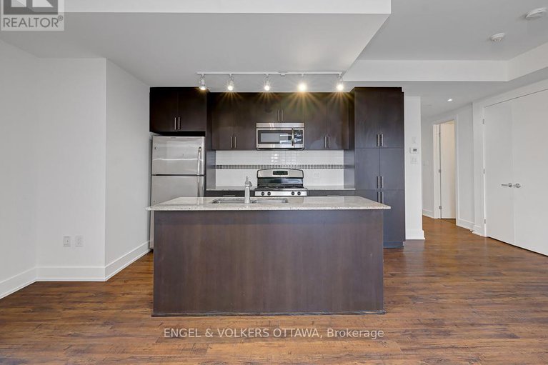 28039090/404-131-holland-avenue/ottawa-west/ottawa/ontario/K1Y3A2_15