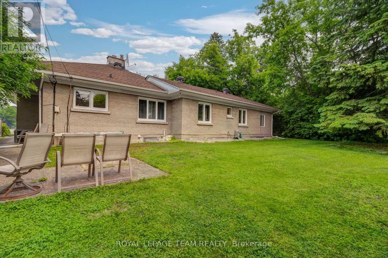 28603549/1916-alta-vista-drive/faircrest-heights/ottawa/ontario/K1H7K6_31