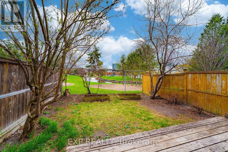 29689048/66-kimbolton-crescent/morgans-grantsouth-march/ottawa/ontario/K2K2S4_34