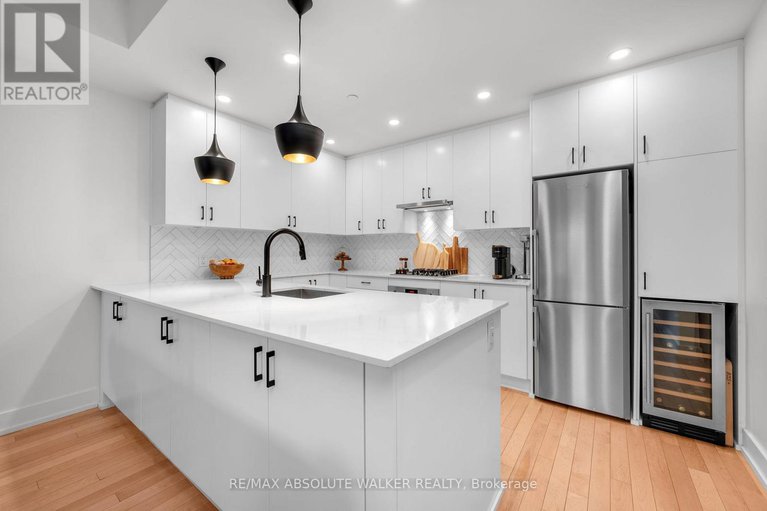 29397404/218-60-springhurst-avenue/ottawa-east/ottawa/ontario/K1S5V7_6