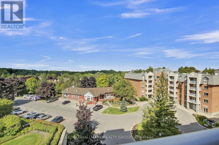 28856481/608-136-darlington-private/hunt-clubwestern-community/ottawa/ontario/K1V0X6_29