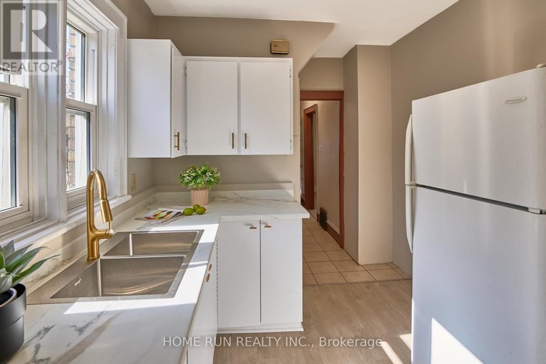 28928273/473-parkdale-avenue/hintonburg/ottawa/ontario/K1Y1H5_18