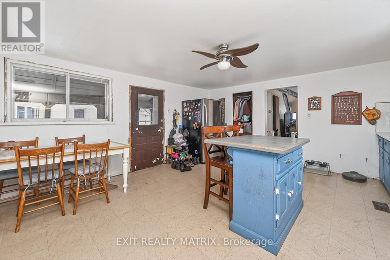 29261421/12404-county-rd-18-road/south-dundas-williamsburgh-twp/south-dundas/ontario/K0C2H0_12