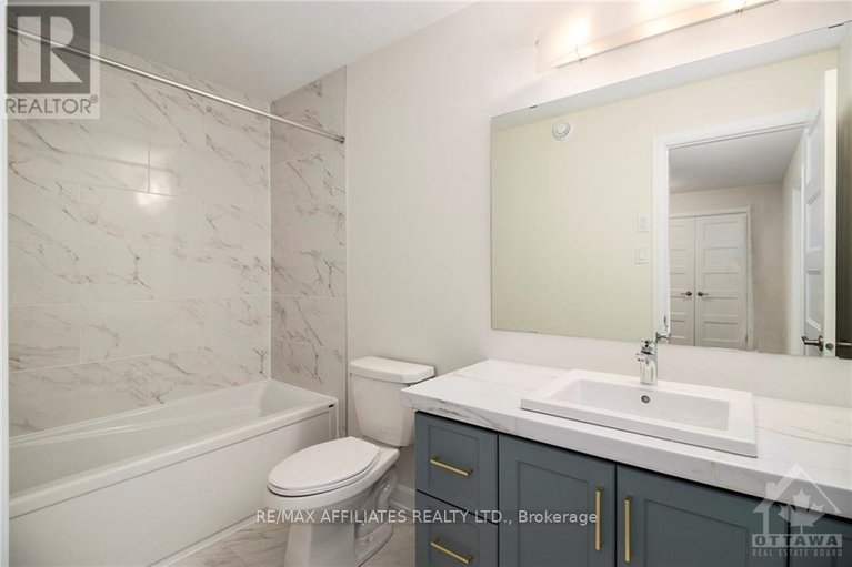 27359361/lot-46-falcon-lane/village-of-russell/russell/ontario/K4R1E5_10