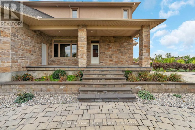 29004174/5813-red-castle-ridge/manotick-east-to-manotick-station/ottawa/ontario/K4M0A4_36