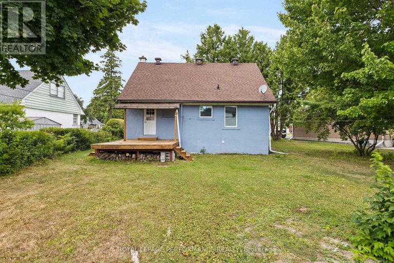 28864707/10-argue-drive/borden-farmstewart-farmcarleton-heightsparkwood-hills/ottawa/ontario/K2E6S1_37