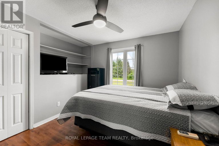 28503825/79-mountain-view-road/mcnabbraeside-twps/mcnabbraeside/ontario/K7S3G9_19