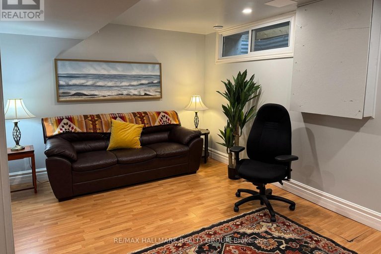 29682895/912-dynes-road-s/carleton-square/ottawa/ontario/K2C0G8_23