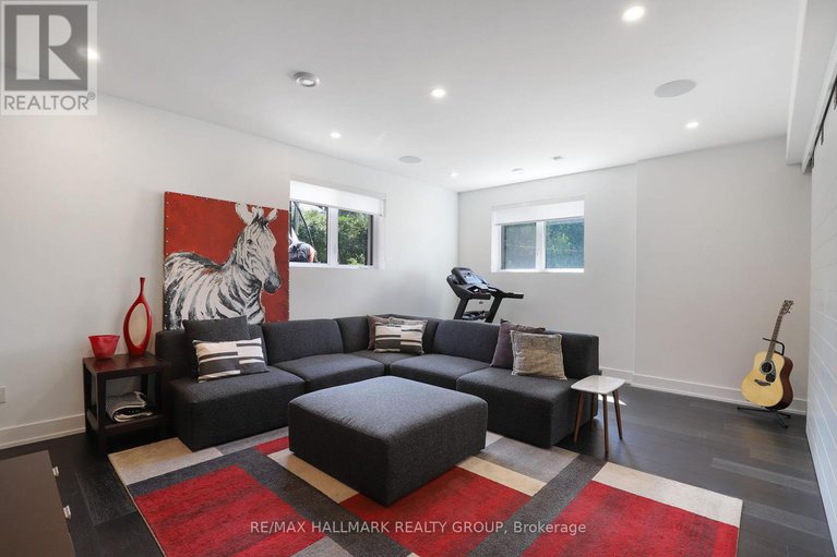 28843847/2154-rice-avenue/woodroffe/ottawa/ontario/K2A0C4_35