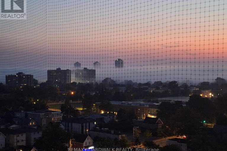 29401597/1507-158b-mcarthur-avenue/vanier/ottawa/ontario/K1L8C9_30