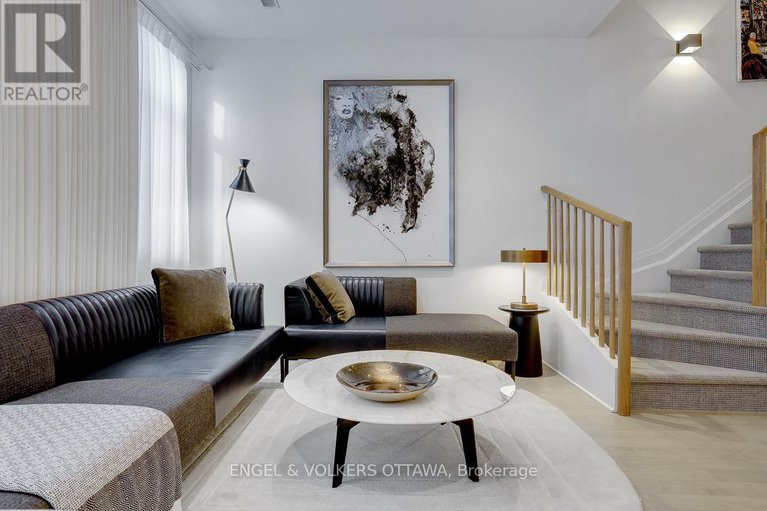 29300834/449-edison-avenue/mckellarhighland/ottawa/ontario/K2A1S5_10