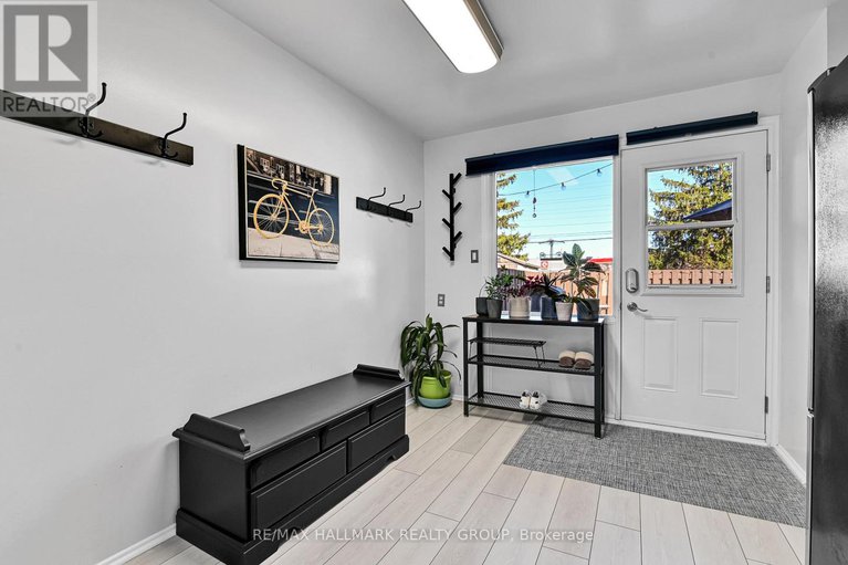 28944785/53-21-midland-crescent/arlington-woods/ottawa/ontario/K2H8P6_10
