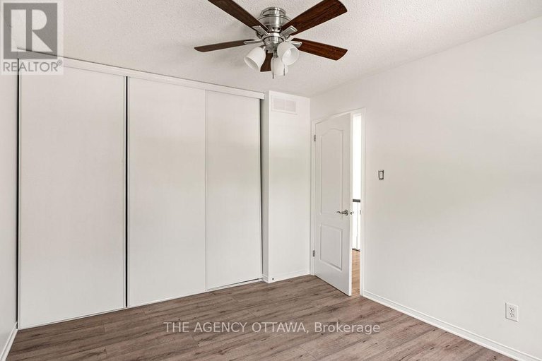 29090472/70-appledale-drive/longfields/ottawa/ontario/K2J4W6_32