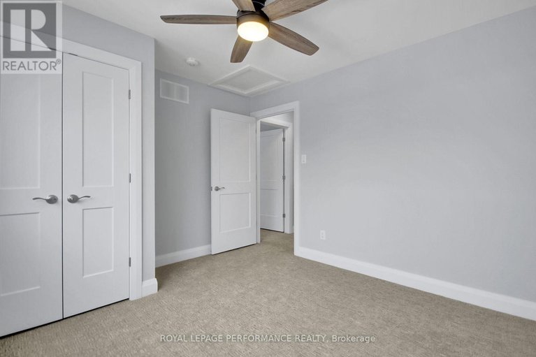 28549099/9-brydon-court/tanglewood/ottawa/ontario/K2G4A6_29