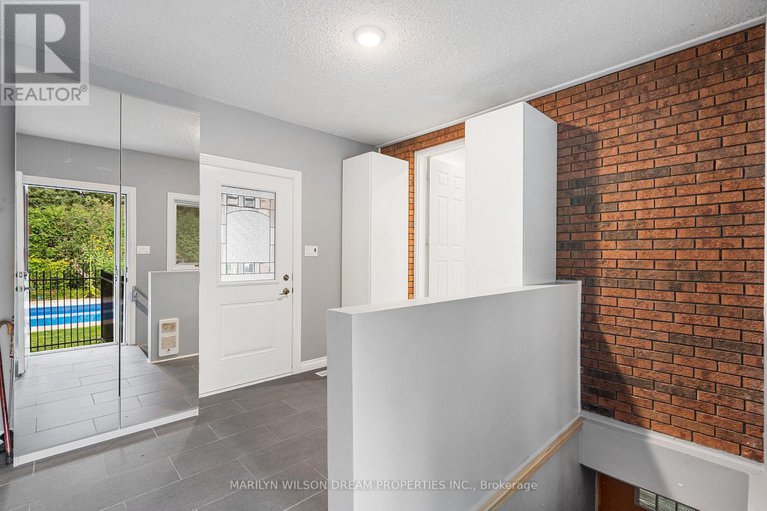 28783066/3-east-healey-avenue/stittsville-south/ottawa/ontario/K2S1J9_25